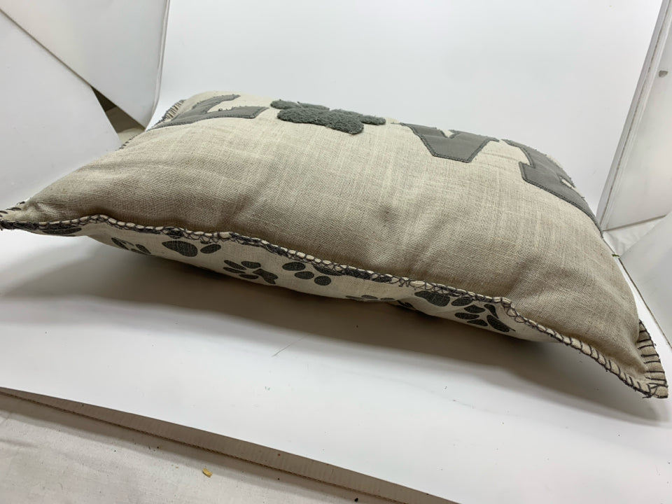 LOVE PAWPRINT BURLAP PILLOW.