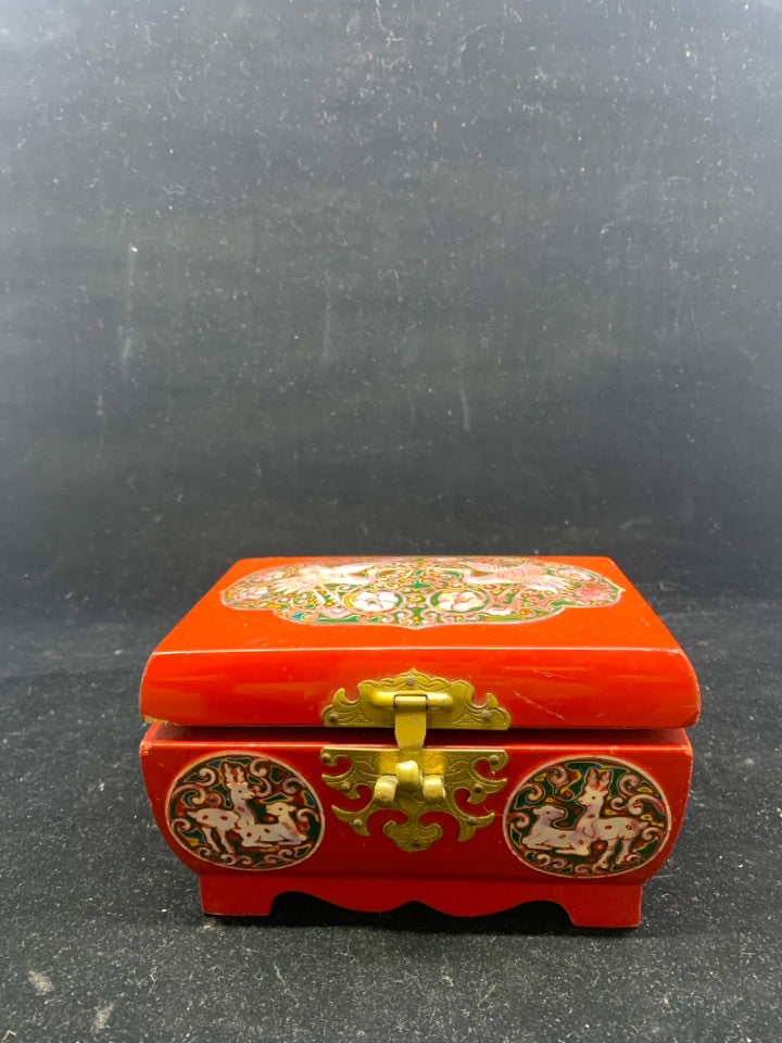 RED ASIAN STYLE TRINKET BOX.