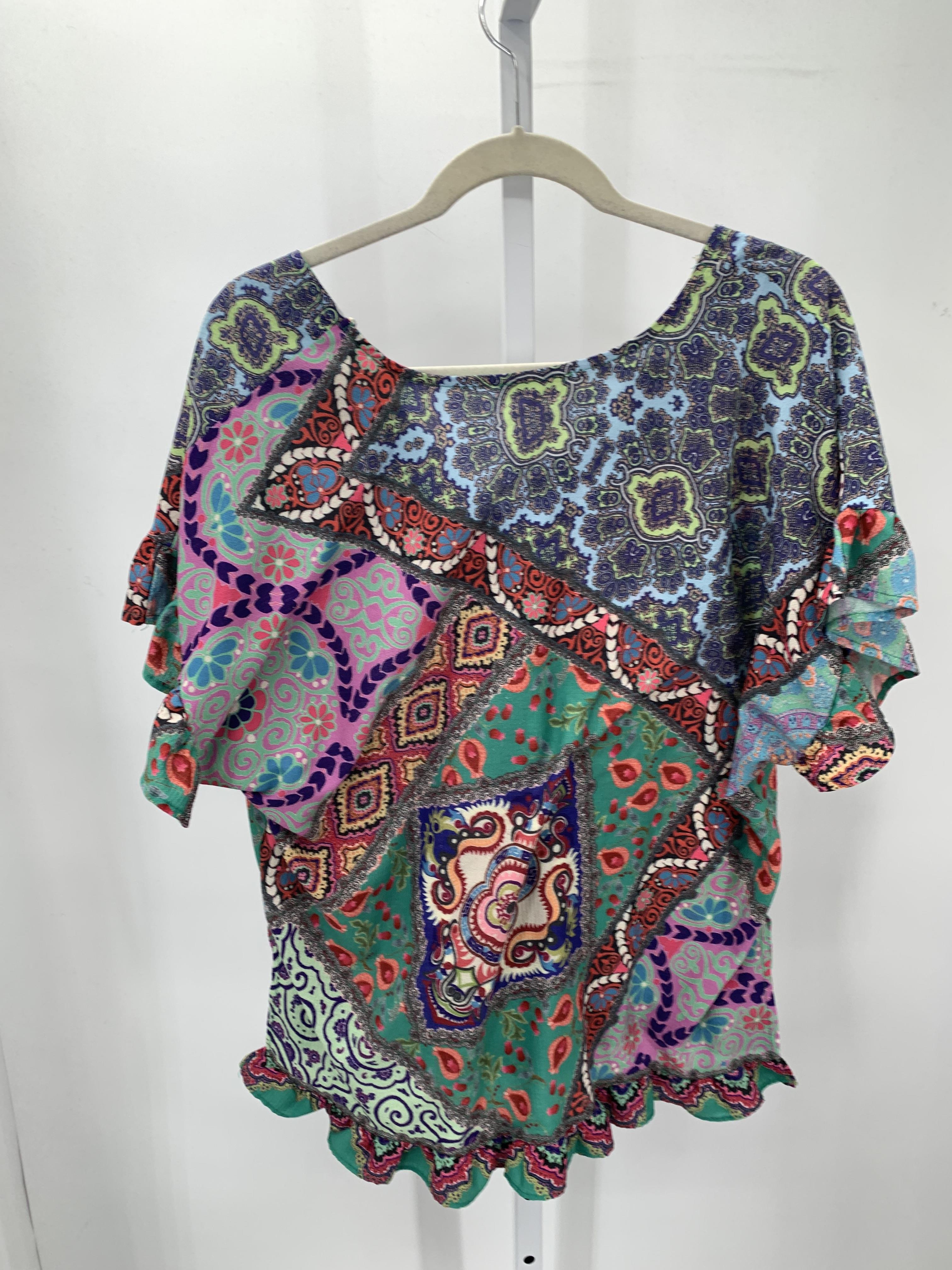 um Gee Size Medium Misses Short Sleeve Shirt