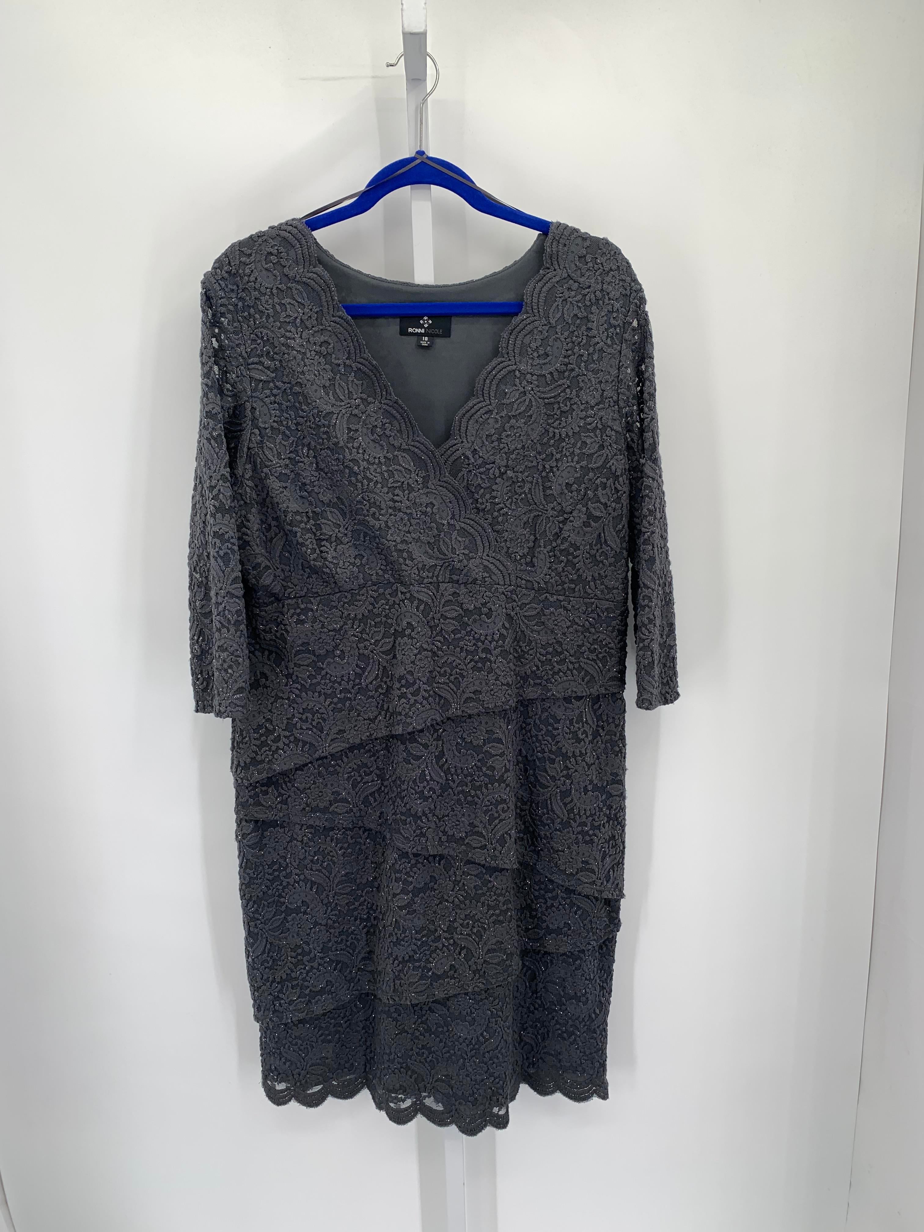 Ronnie Nicole Size 18 Misses 3/4 Sleeve Dress