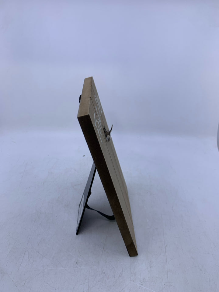 FIRST DAY PHOTO CHIP.