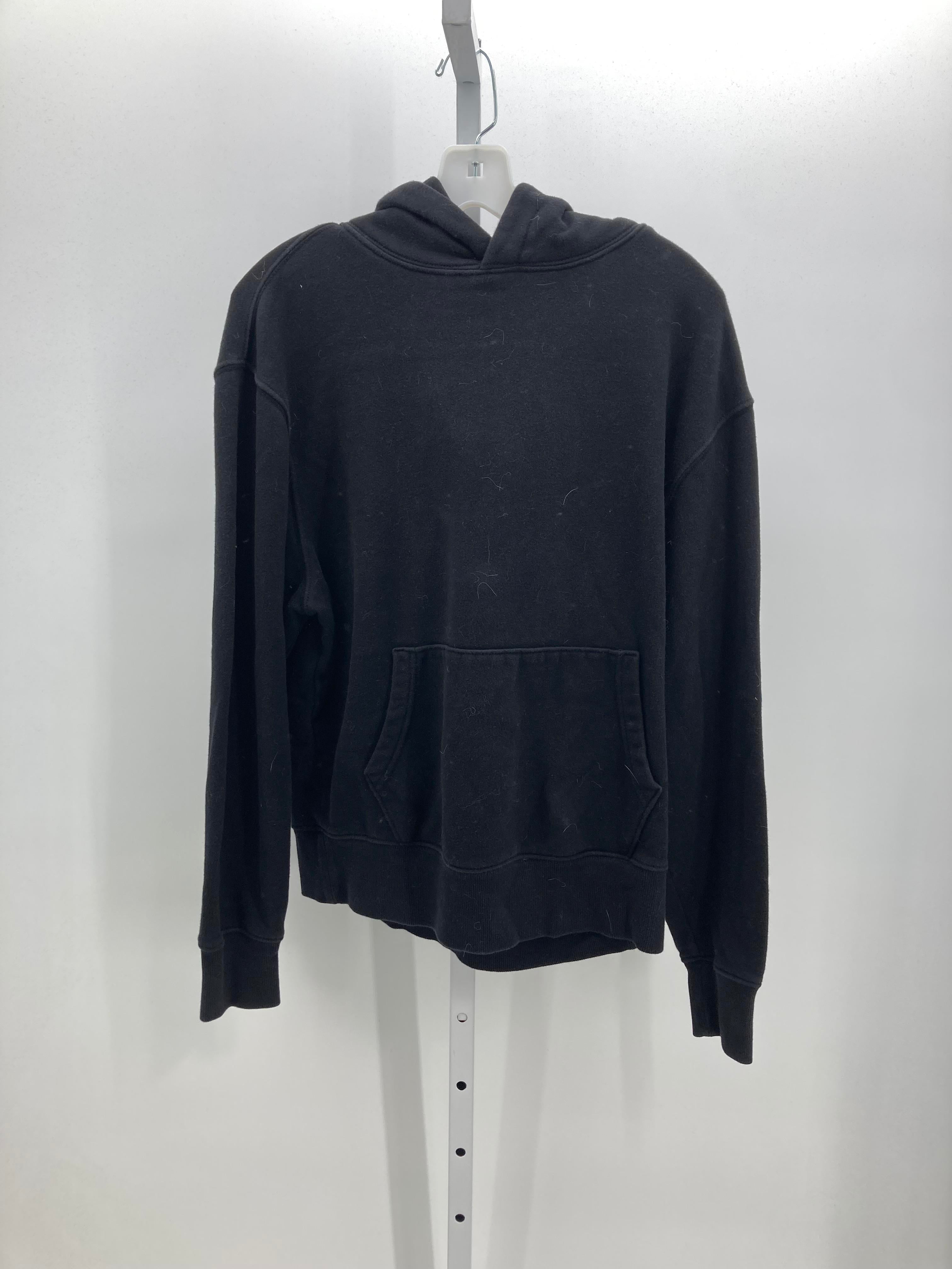 PULLOVER HOODIE