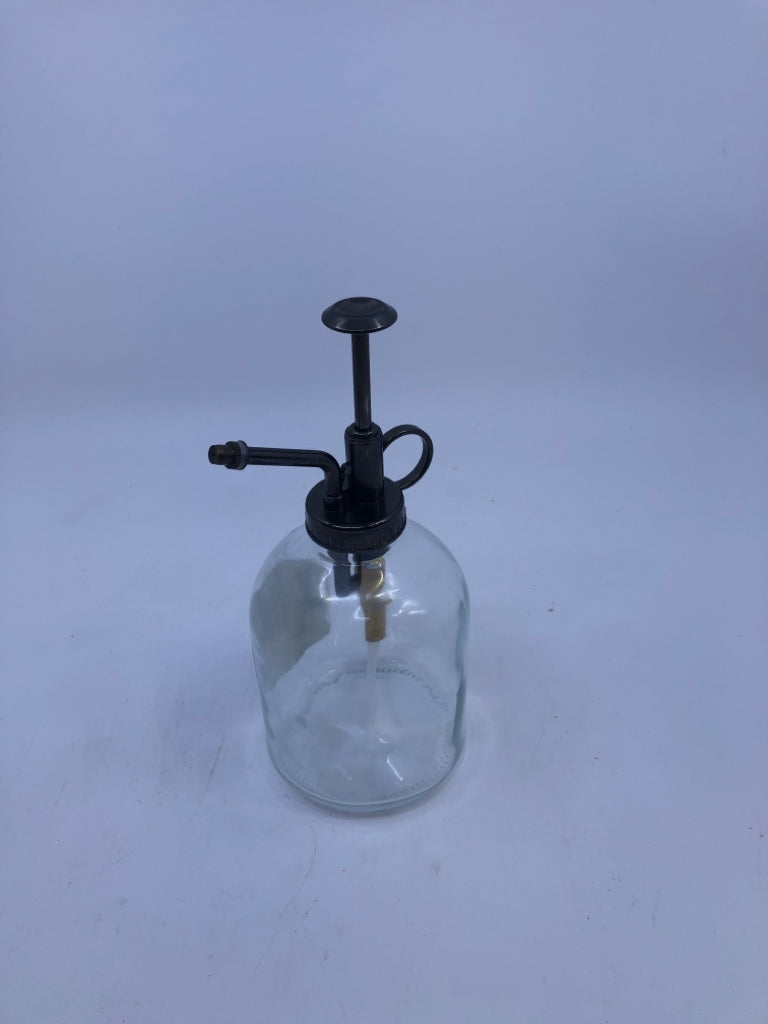 GLASS WATER MISTER.