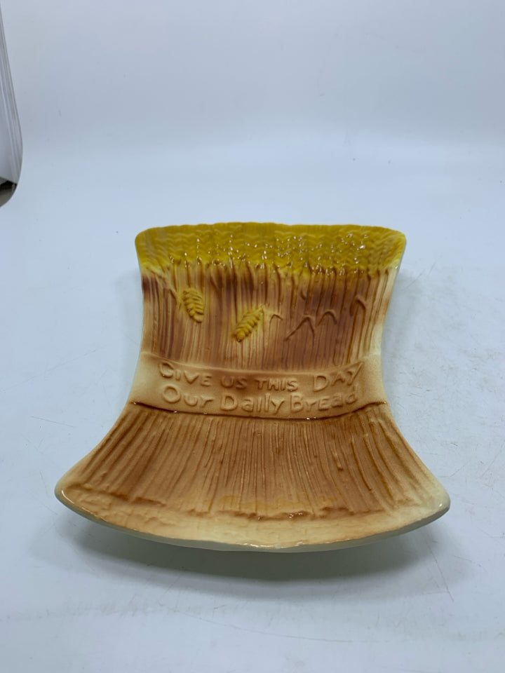 VTG CERAMIC GIVE US THIS DAY WHEAT BUNCH BREAD SERVER.