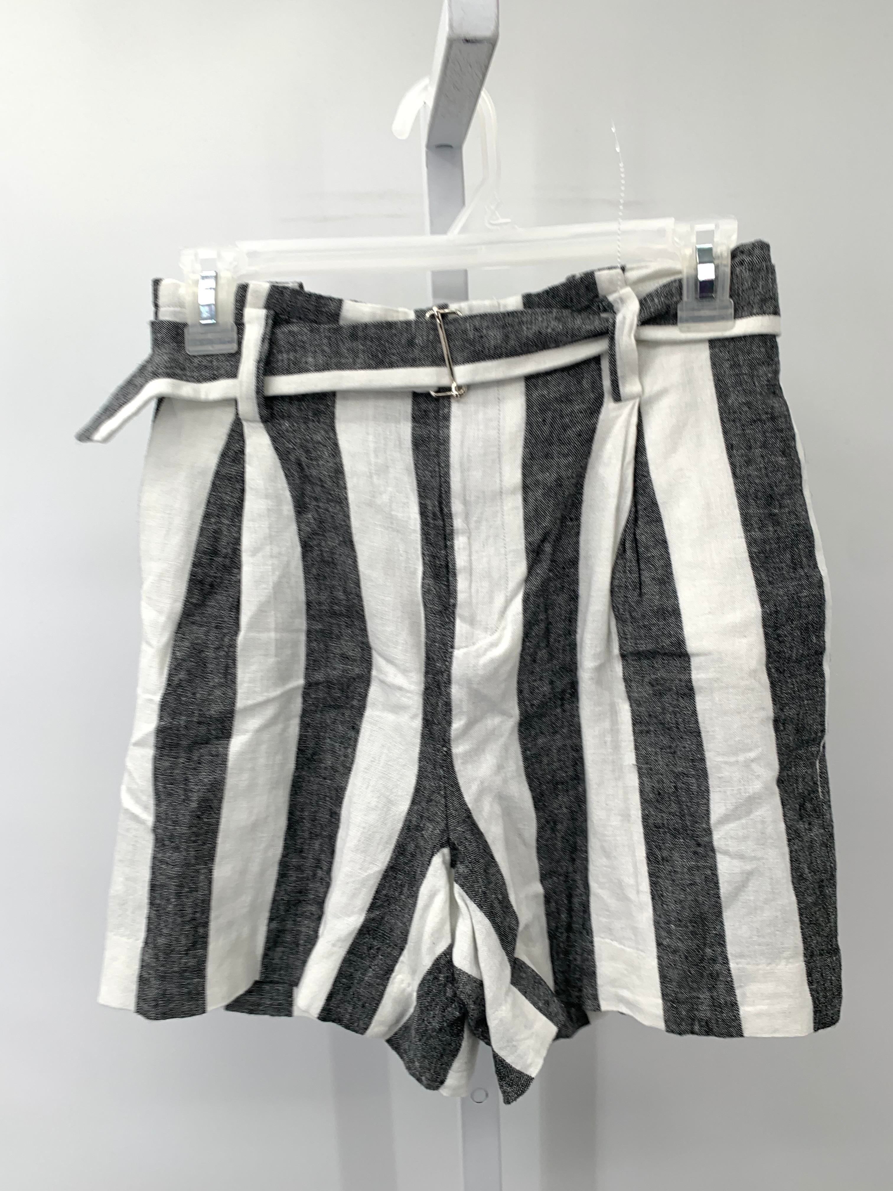 Calvin Klein Size 2 Misses Shorts