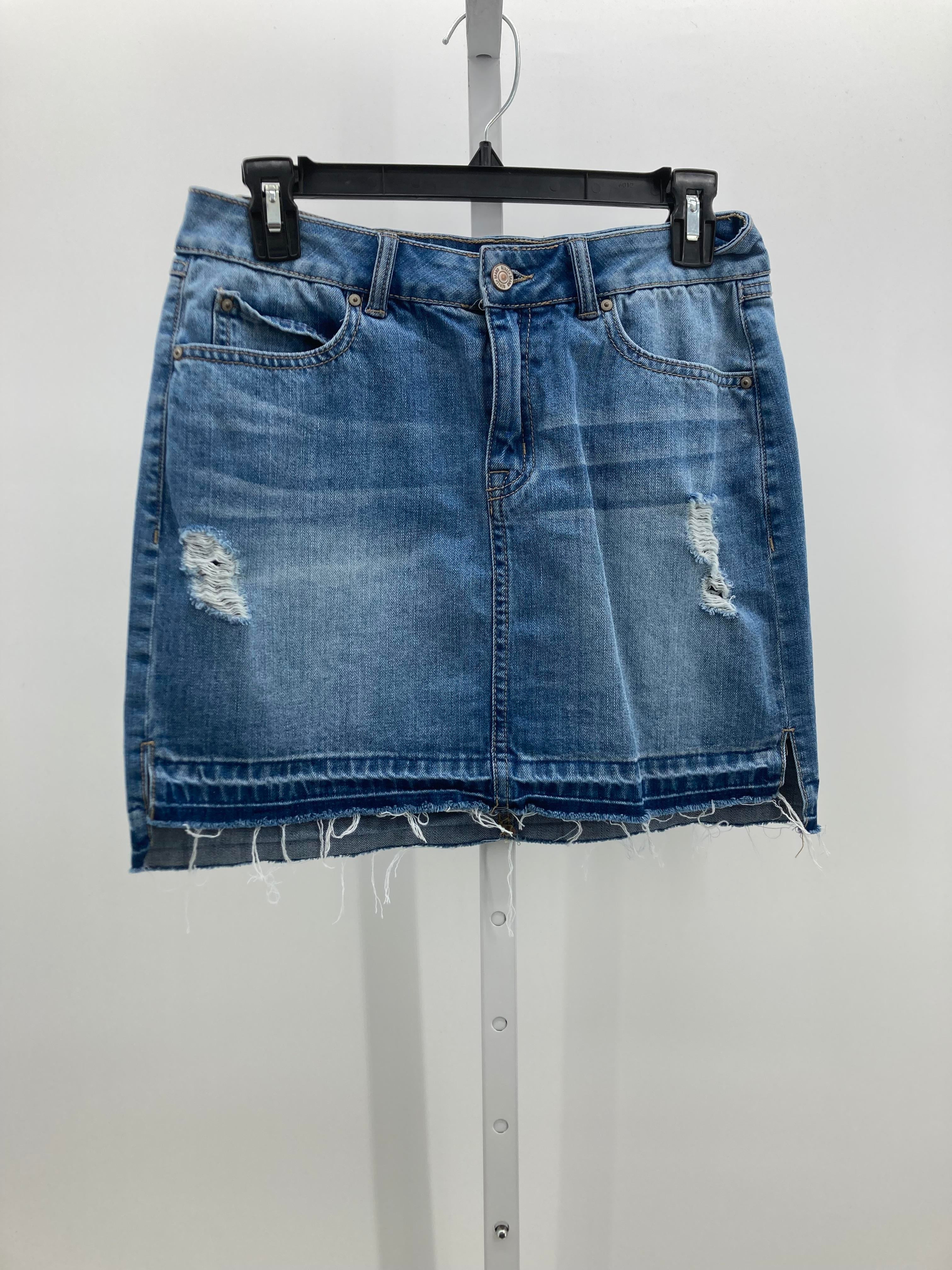 Size 7 Juniors Skirt