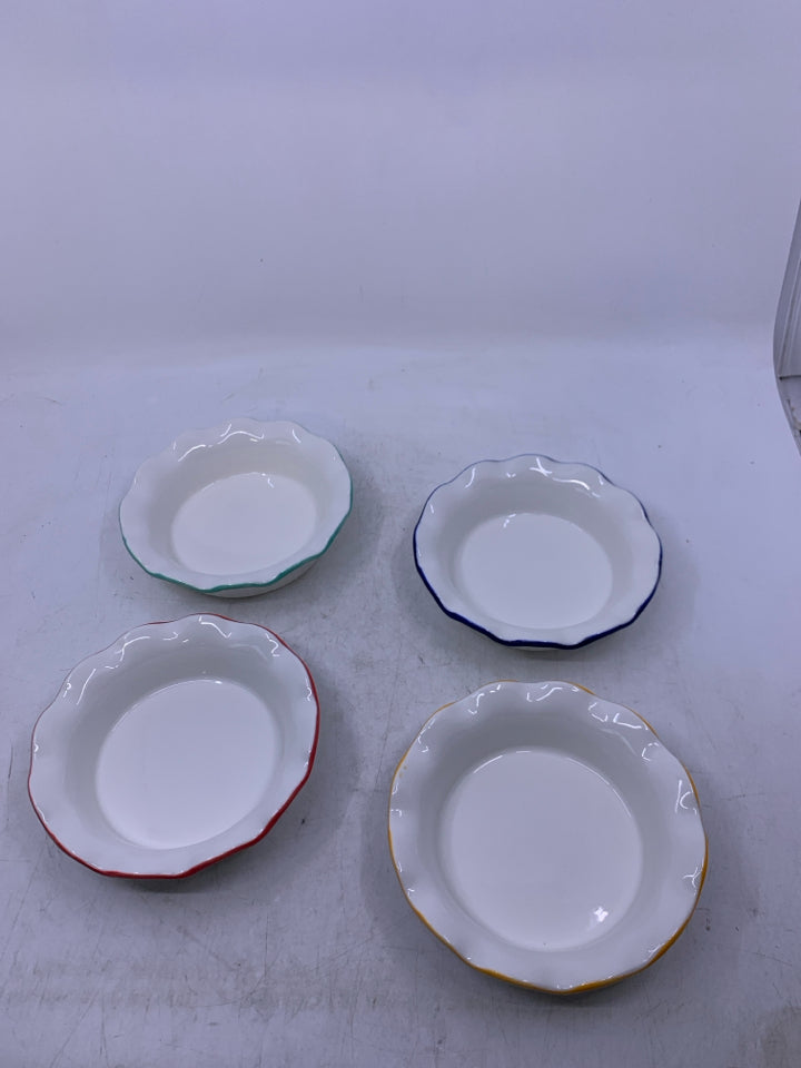 4 SINGLE PIE BAKERS W/ COLORED RIMS.