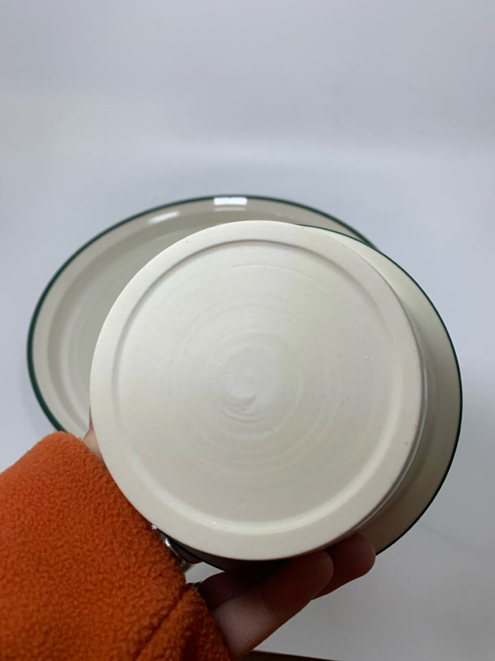 2 PC LIP PLATE W/ BOWL CHIP/DIP HOLLY PAINTED DETAILS.