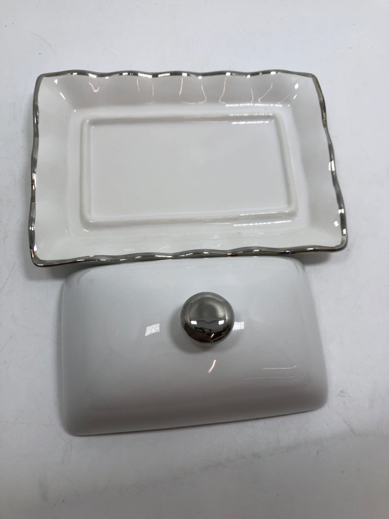SILVER RIMMED COVERED BUTTER DISH.
