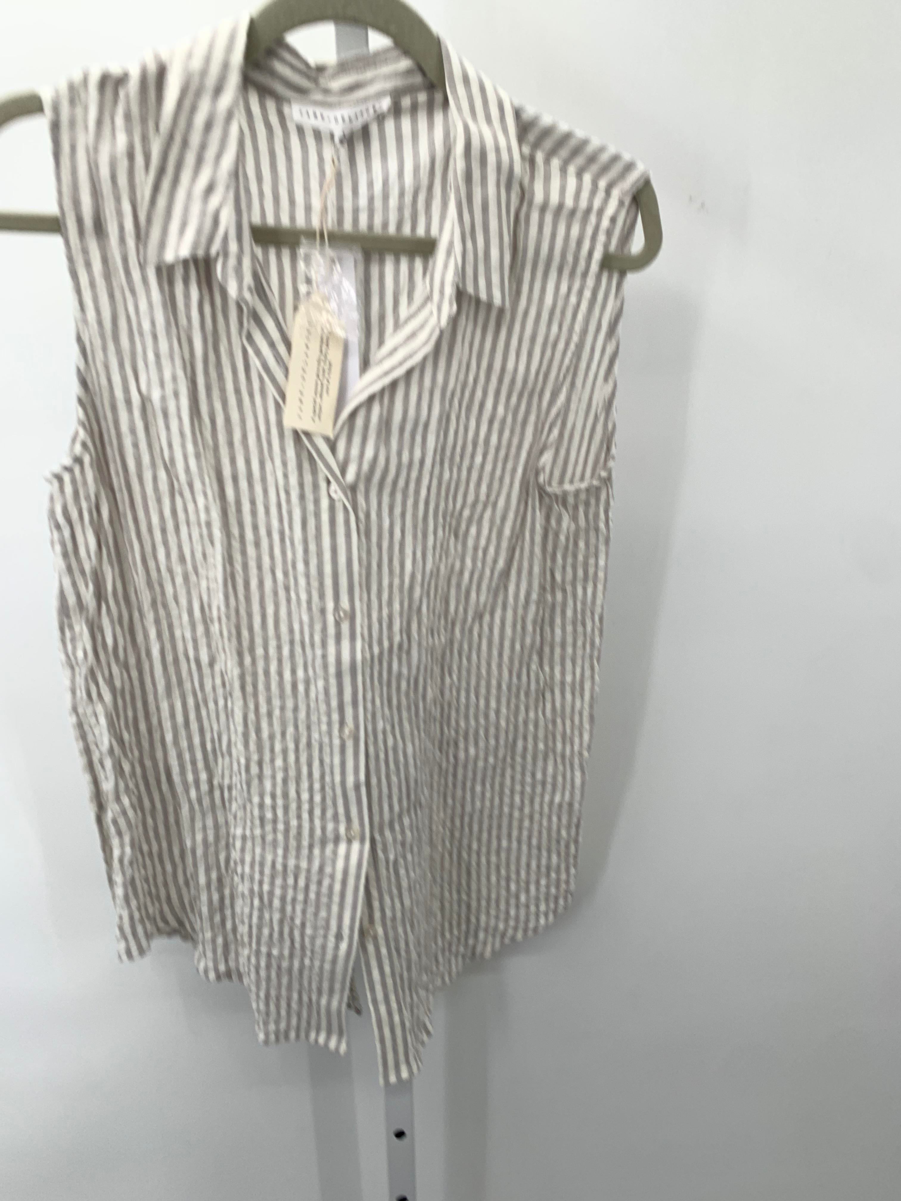 Size Large Misses Sleeveless Shirt