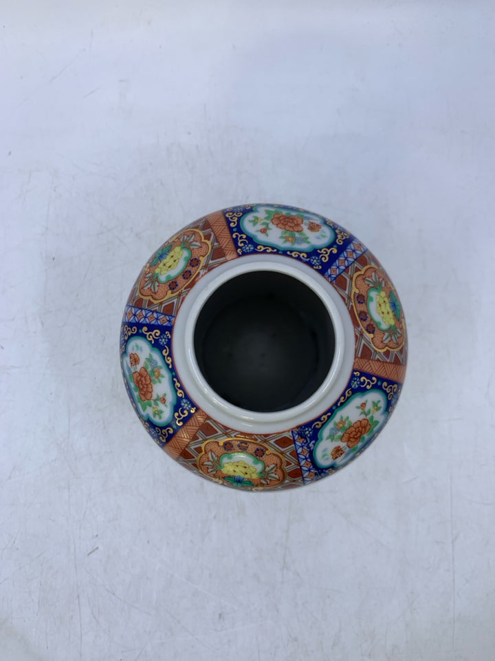 WHITE VASE W/ RED/DARK BLUE DETAILS & BIRDS.