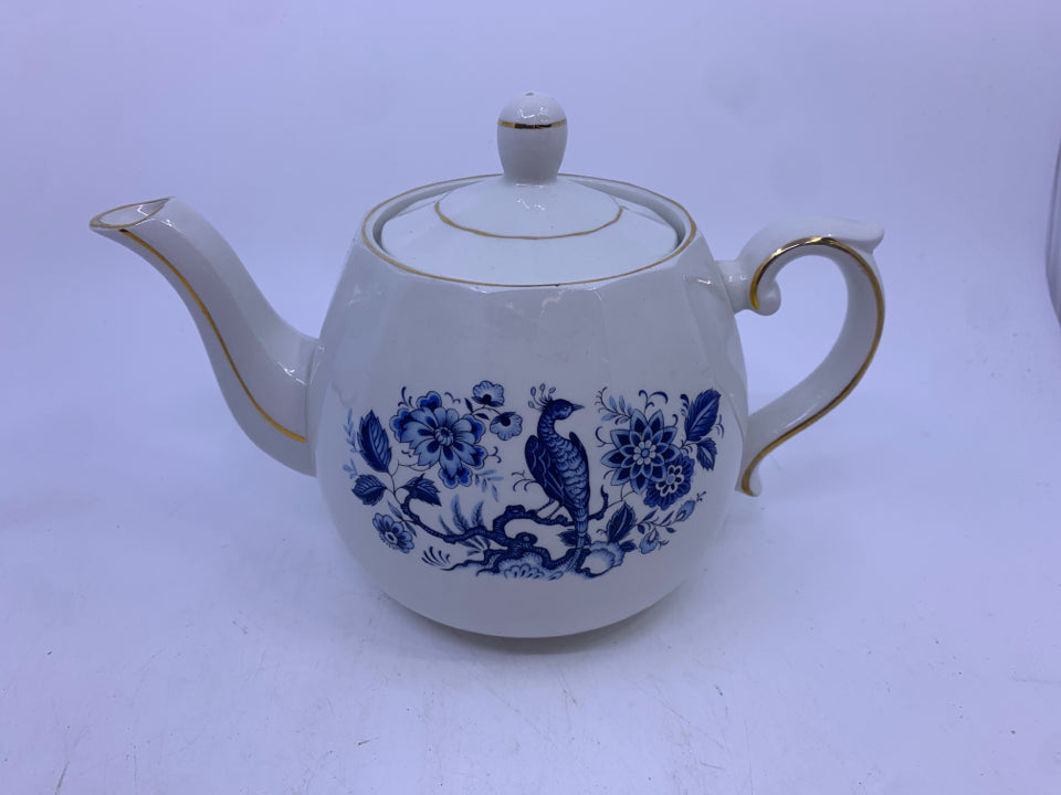 VTG WHITE TEA POT W/ BLUE BIRD/FLOWERS GOLD DESIGN.