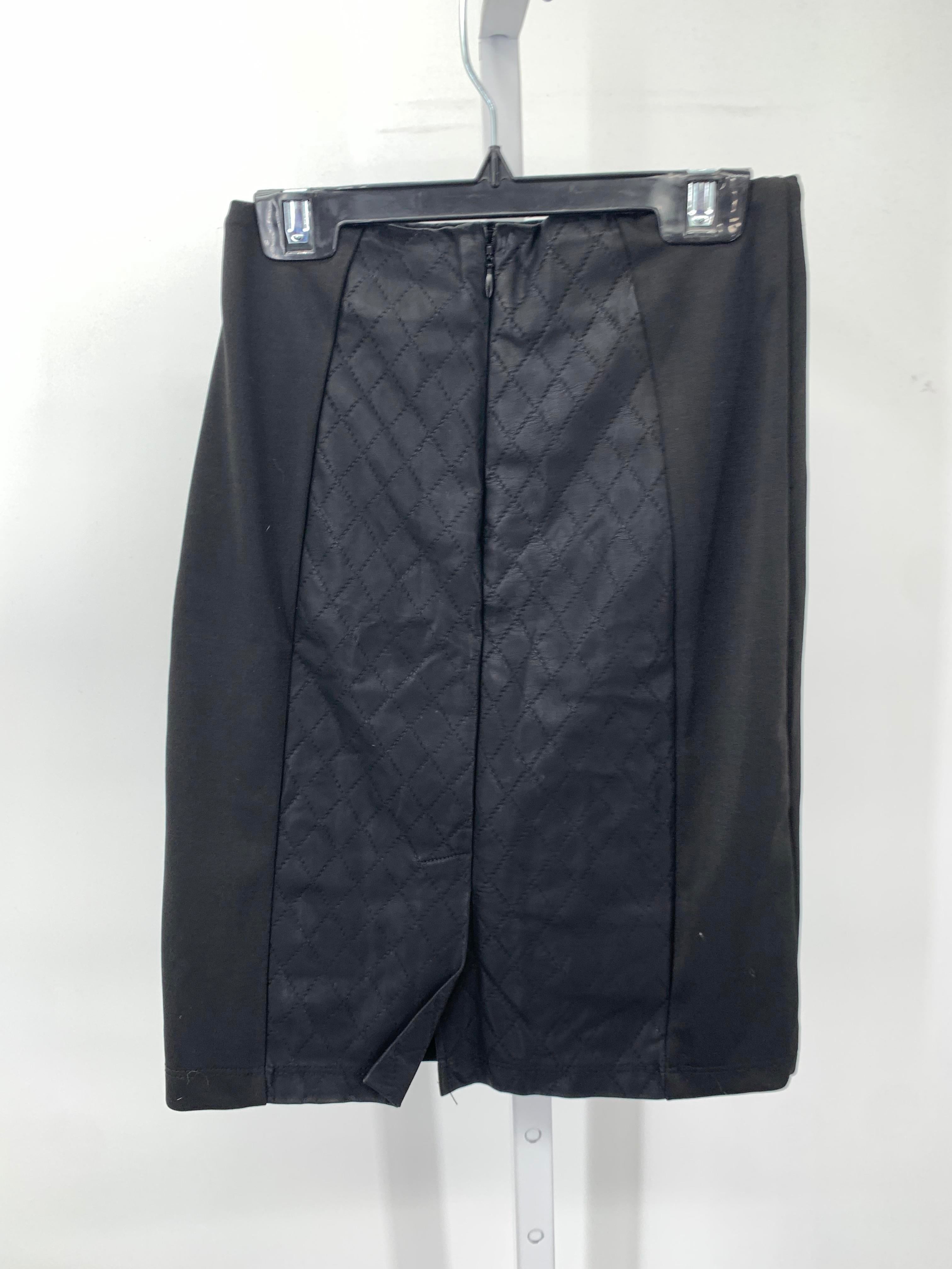 One Clothing Size Small Juniors Skirt