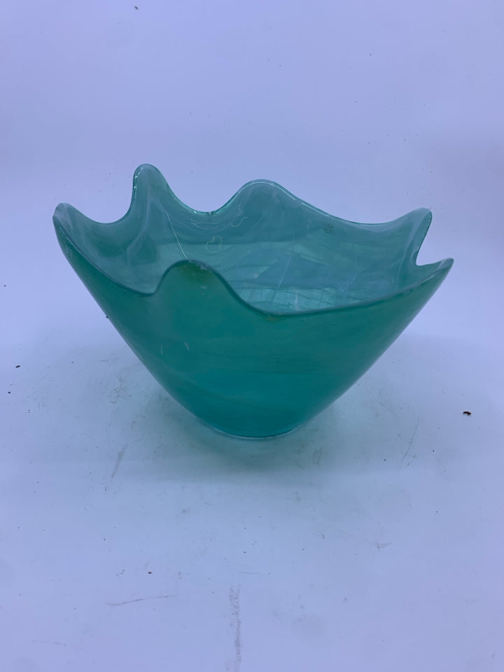 TEAL WAVY EDGE BOWL.