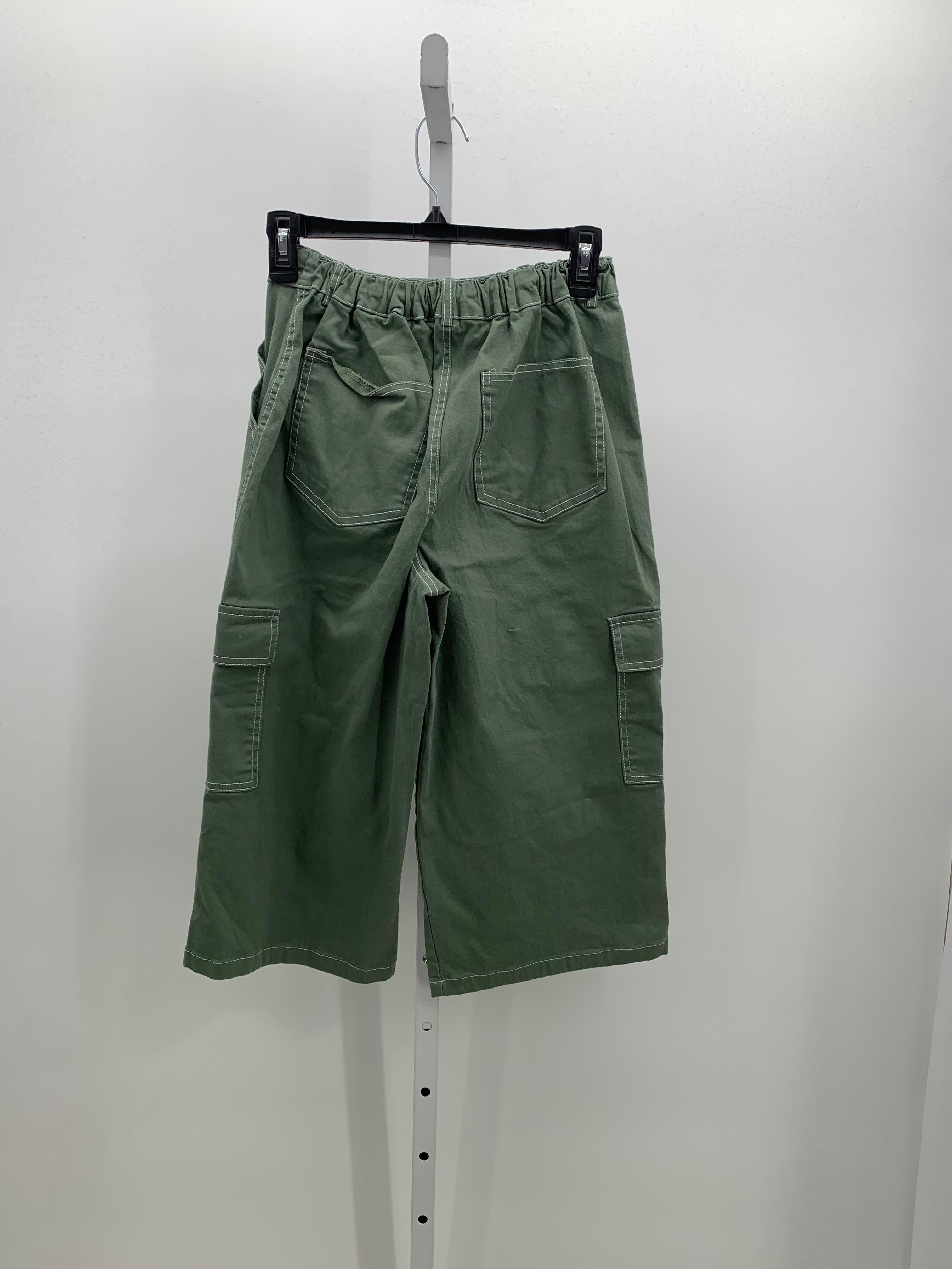 Size Medium Juniors Capri