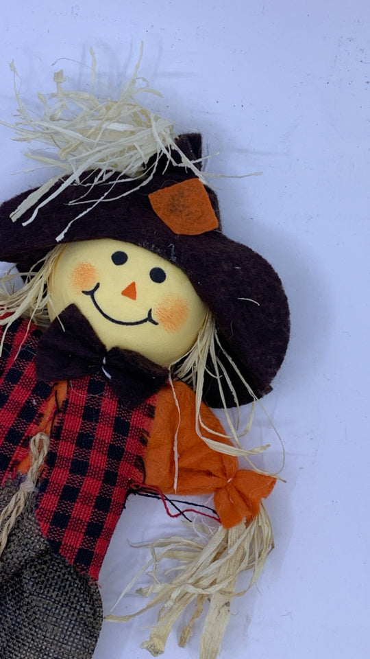 SCARECROW STAKE.