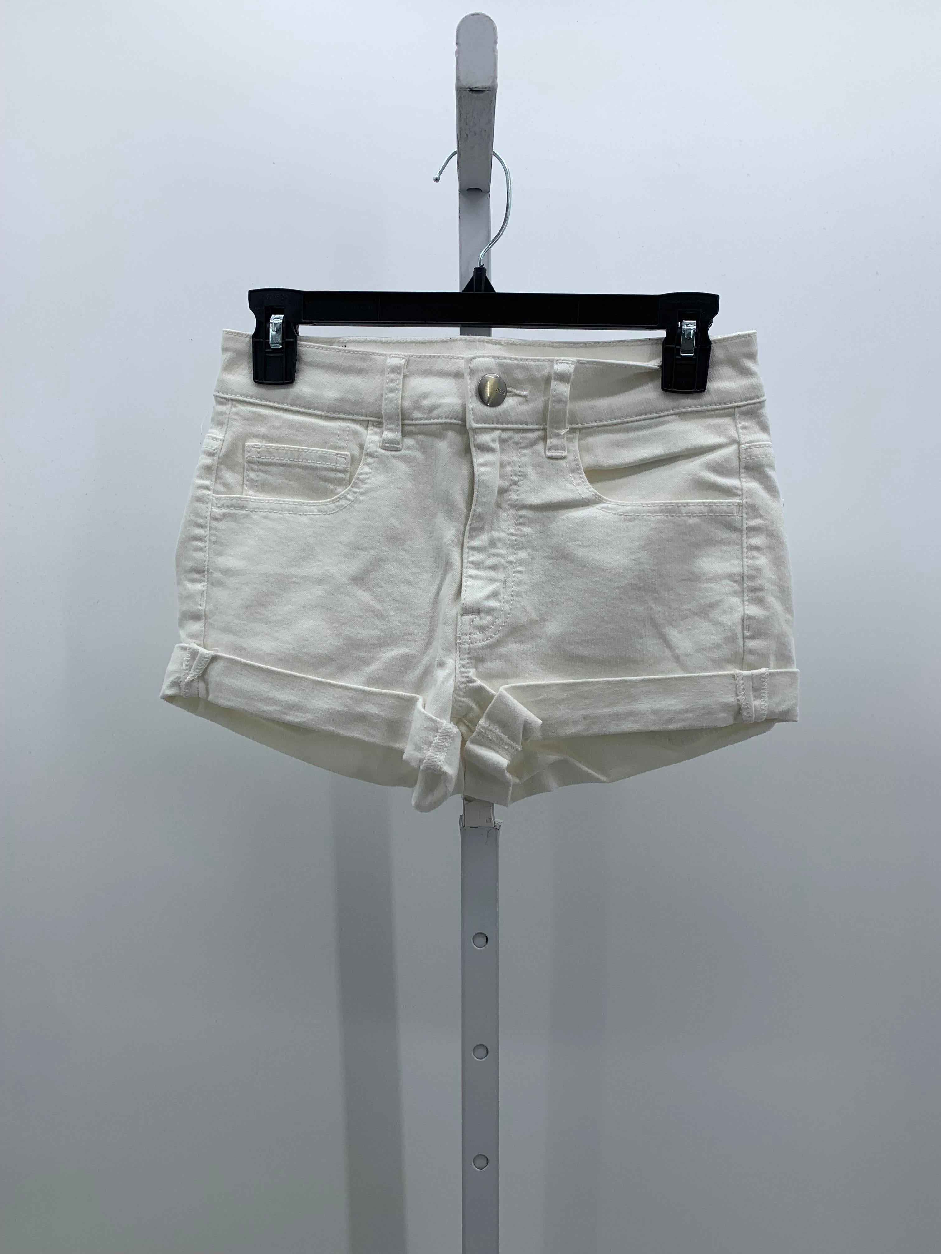 American Eagle Size 2 Juniors Shorts