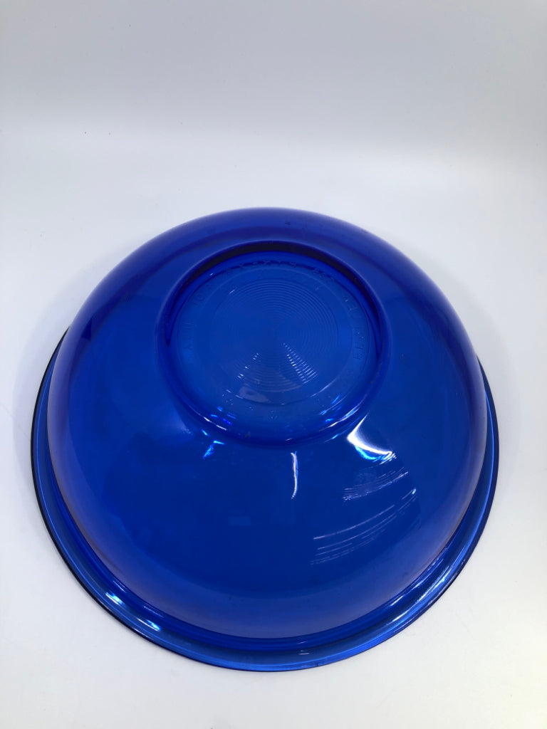 VTG PYREX COBALT BLUE MIXING BOWL.