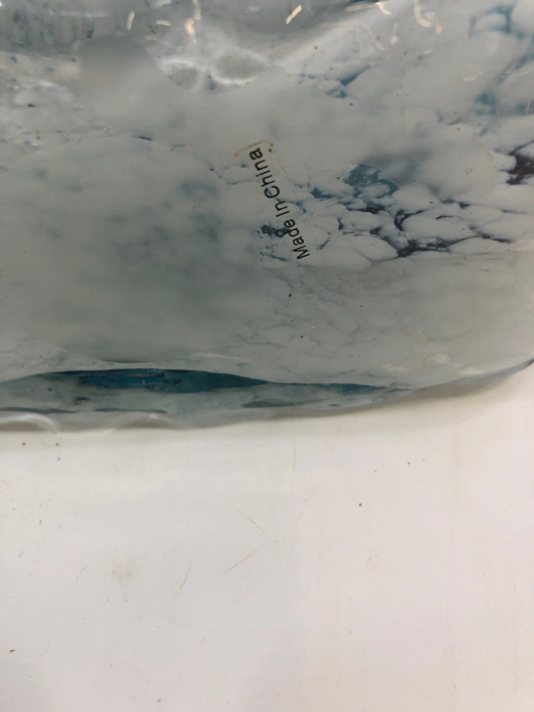 BLOWN GLASS BLUE/WHITE PURSE.