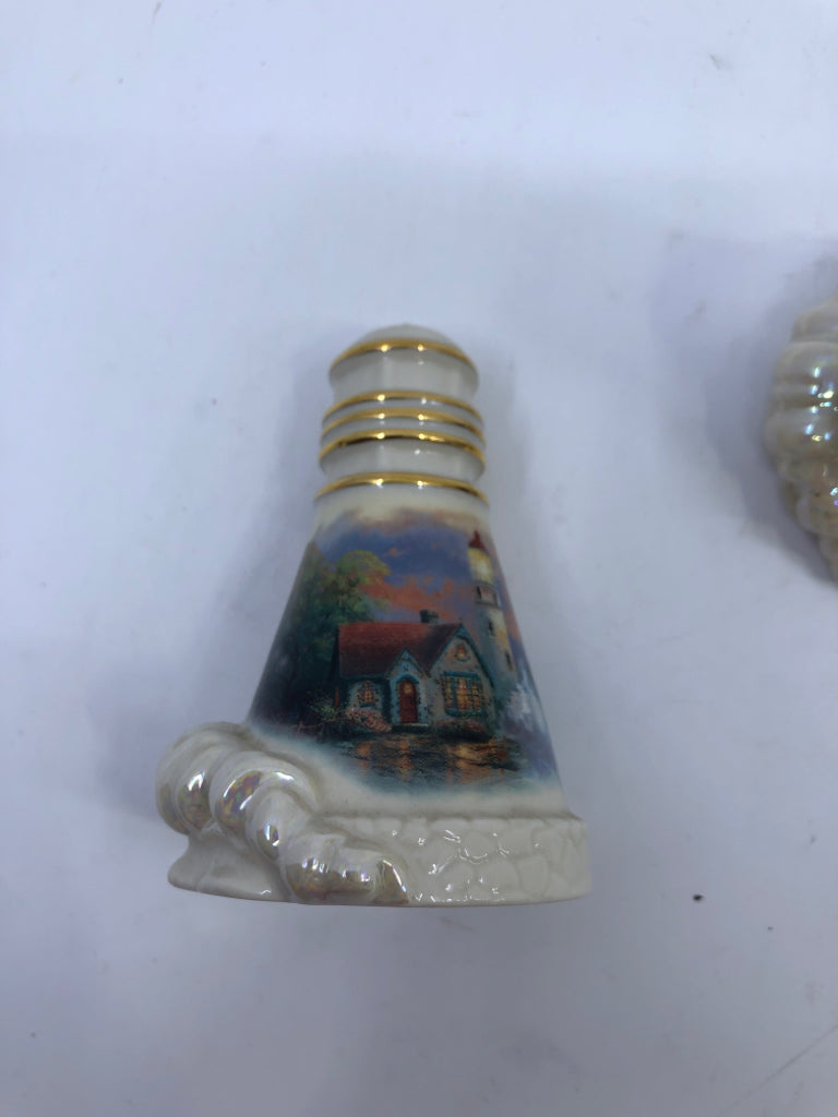 IRIDESCENT THOMAS KINKADE LIGHTHOUSE S/P SHAKERS.