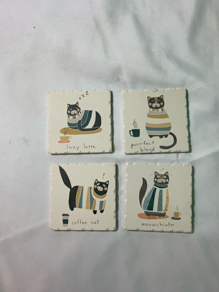 4 CERAMIC CAT COASTERS.