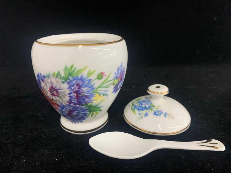 VTG BLUE FLORAL SUGAR DISH W LID AND SPOON.