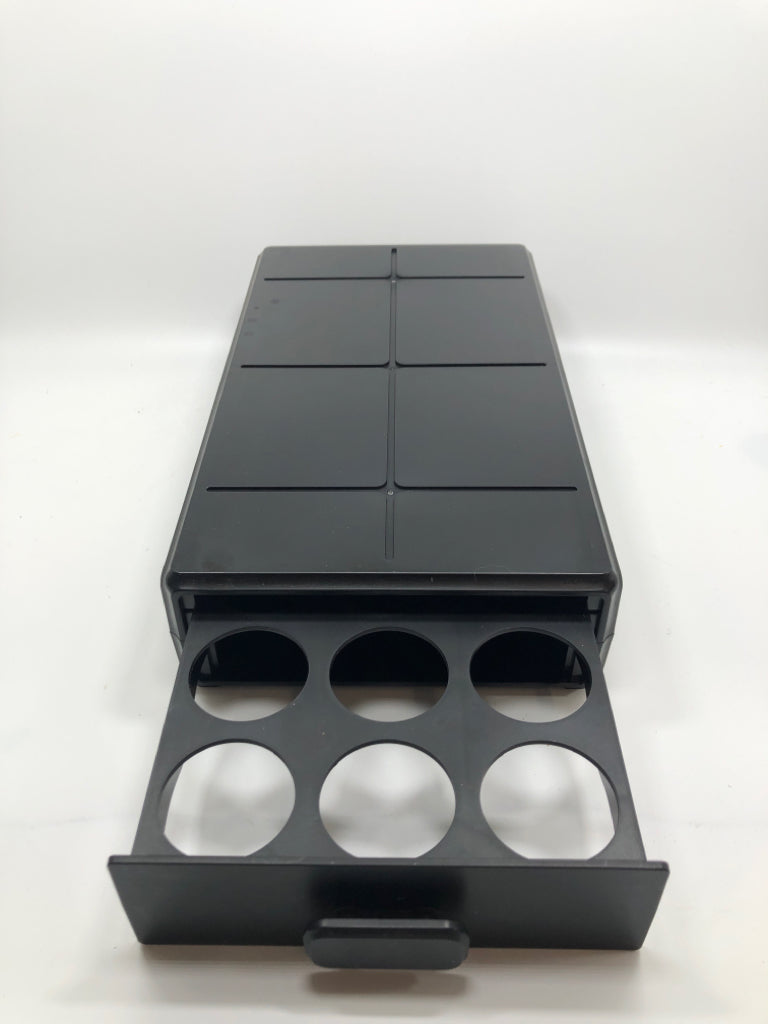 EVERIE 12CUP BLACK PLASTIC KCUP HOLDER.