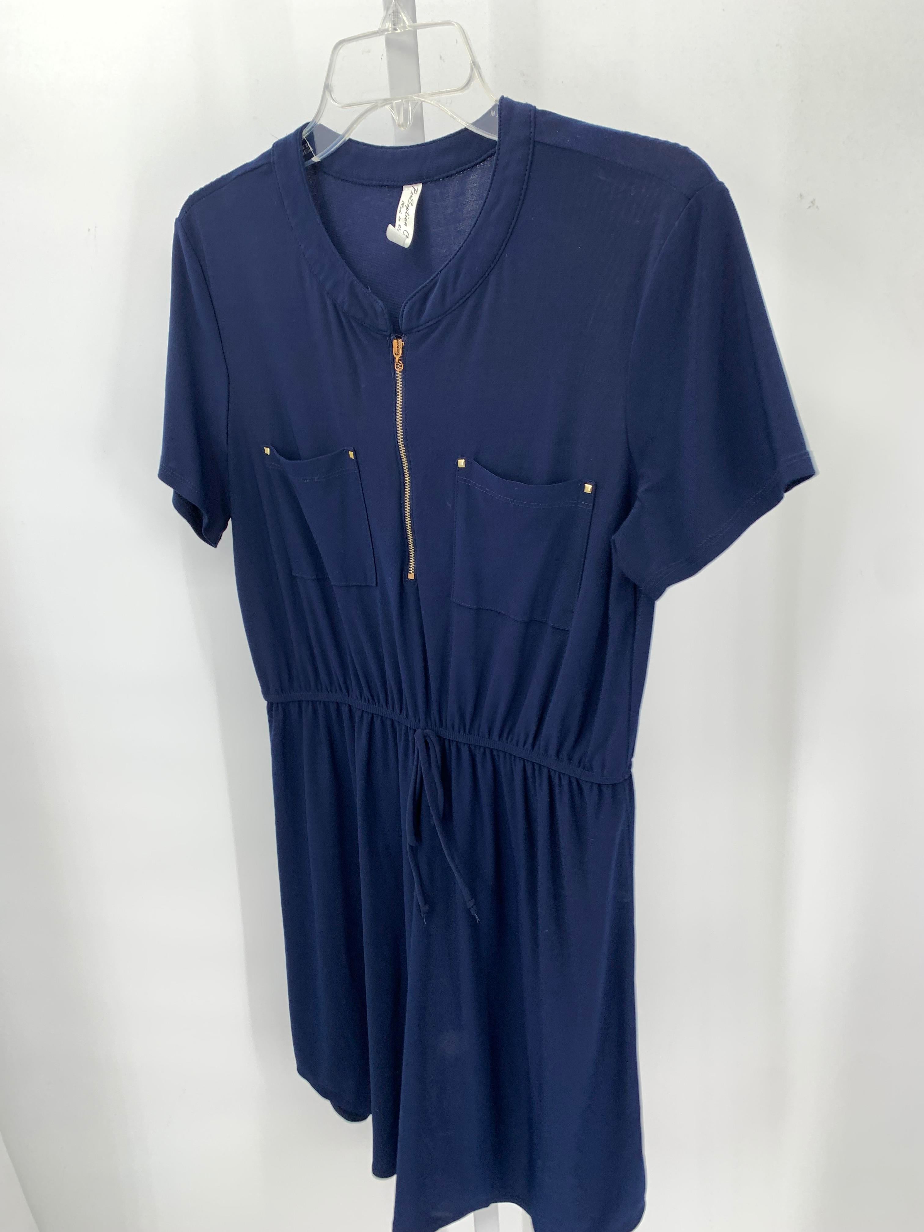 Size Large Misses Short Sleeve Dress