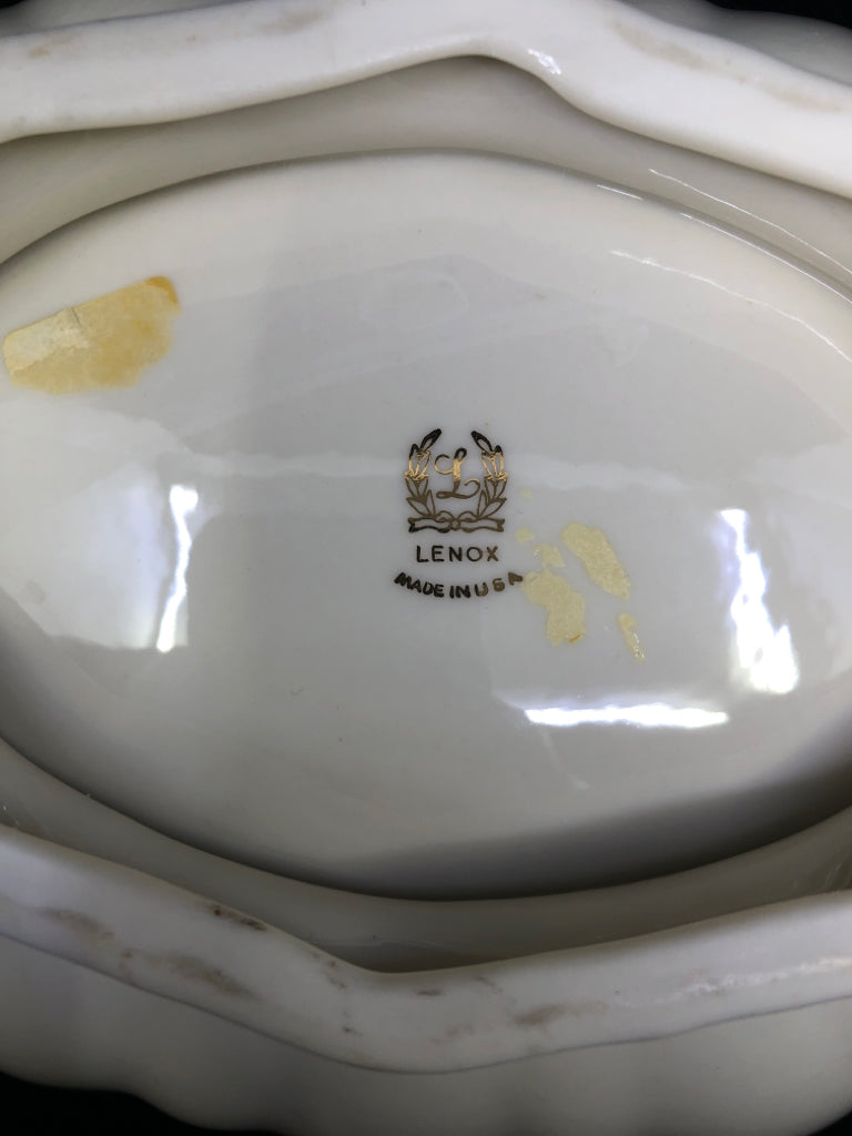 LENOX OVAL FOOTED BOWL.