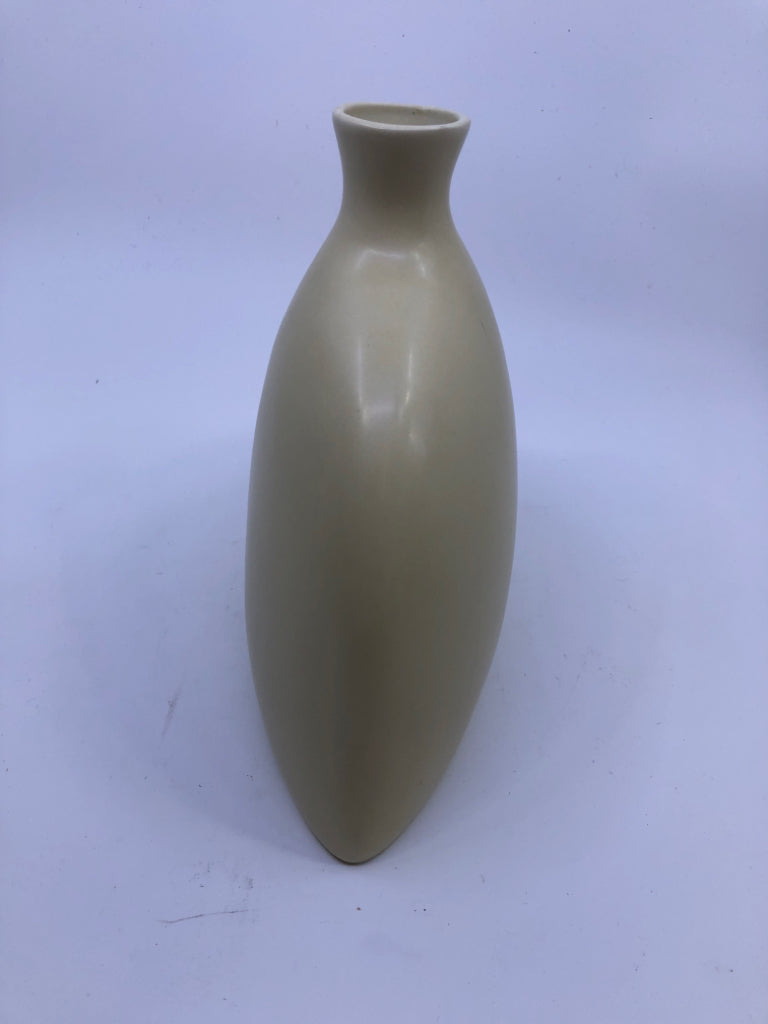 WIDE NARROW NECK VASE.
