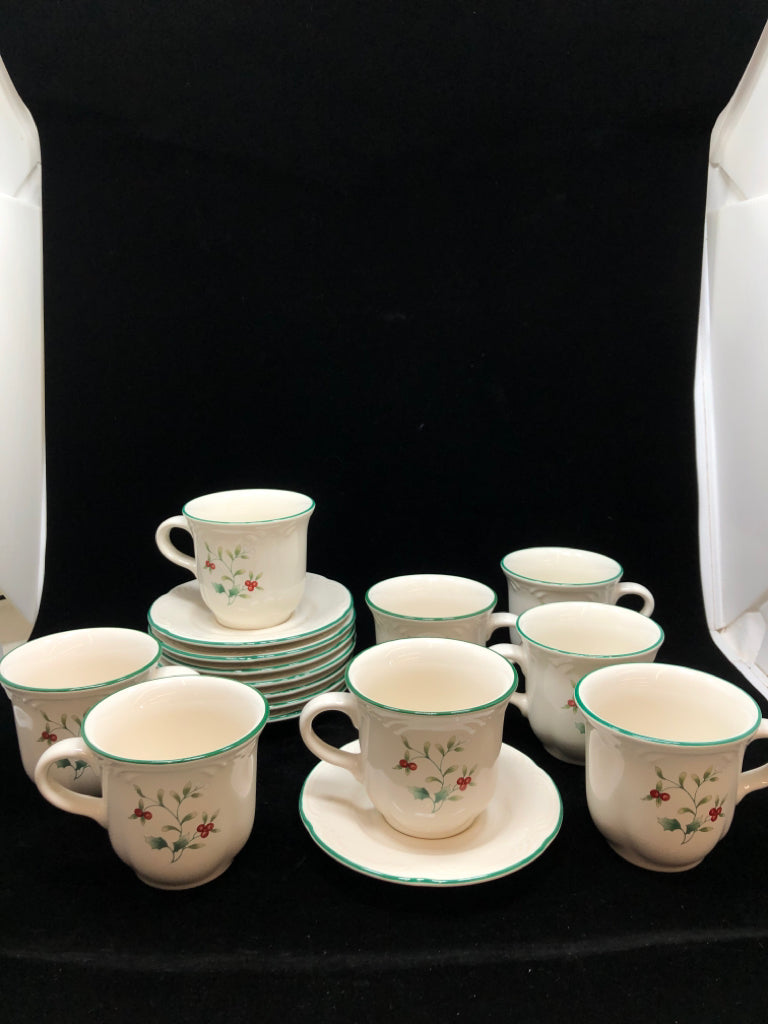 34PC HOLLY PATTERN DISH SET - PFALTZGRAFF SERV FOR 8.