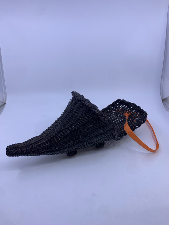 DARK WOVEN CORNUCOPIA.
