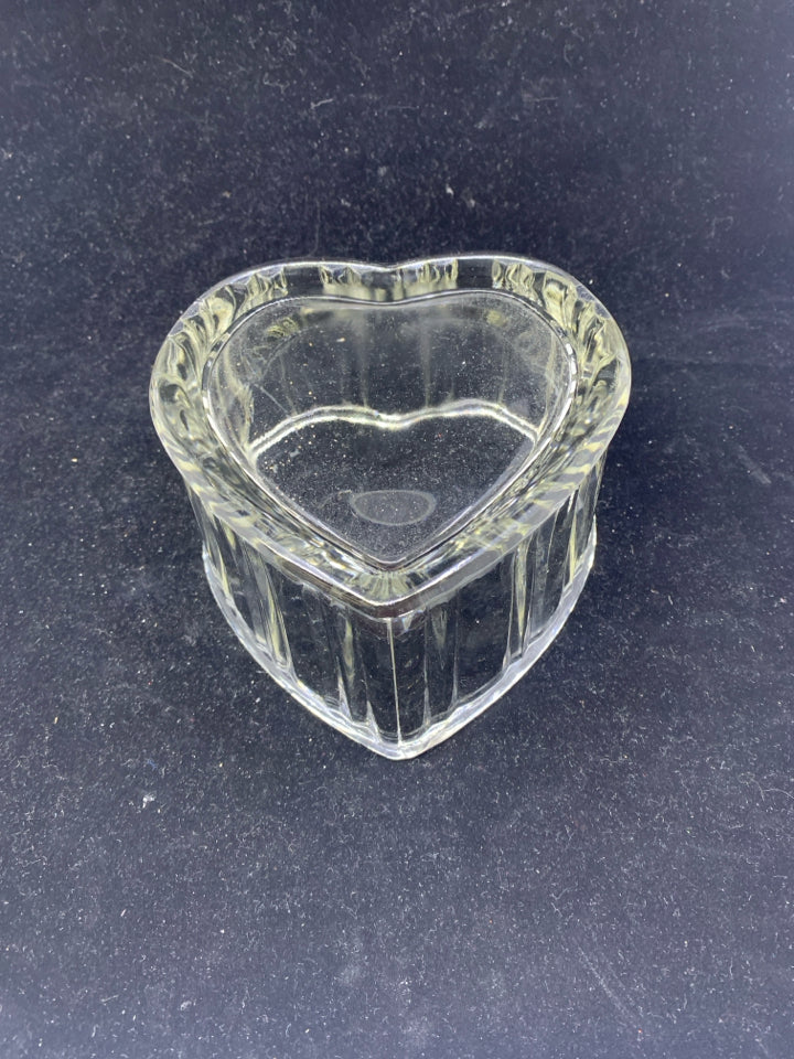 HEAVY THICK GLASS HEART DISH.