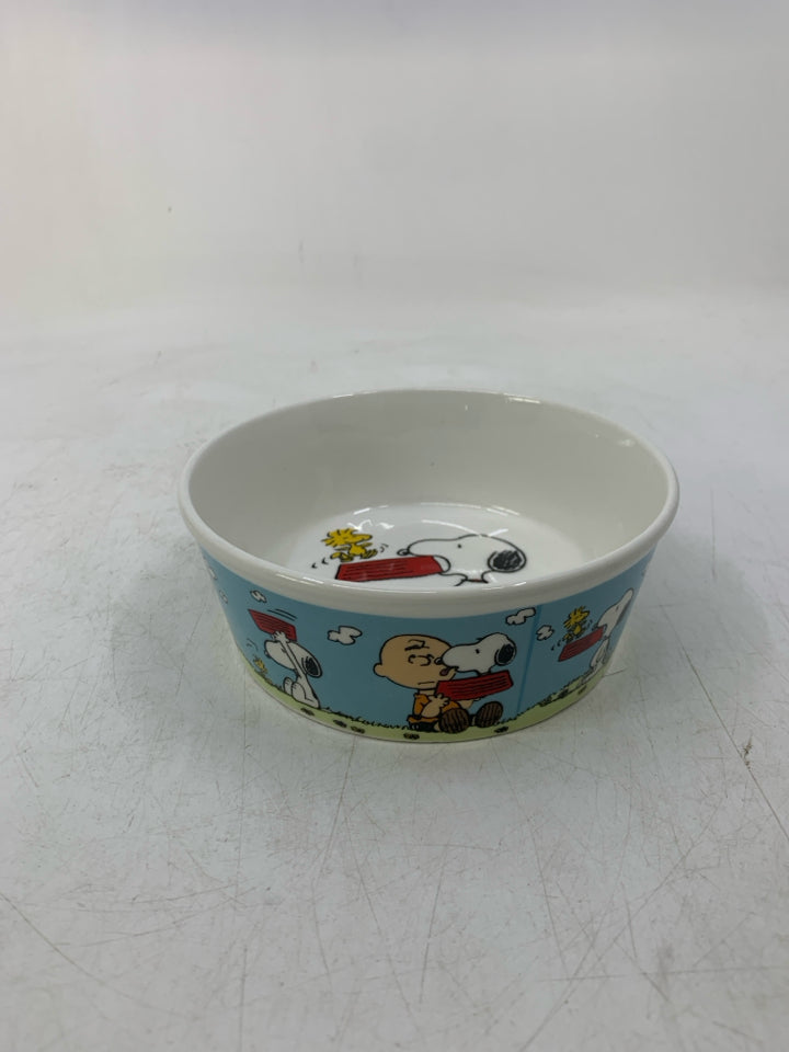 CERAMIC PEANUTS THEME CAT BOWL.