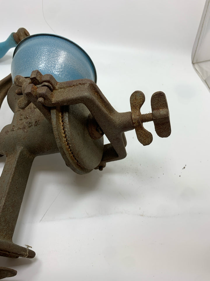 VTG METAL MEAT GRINDER.