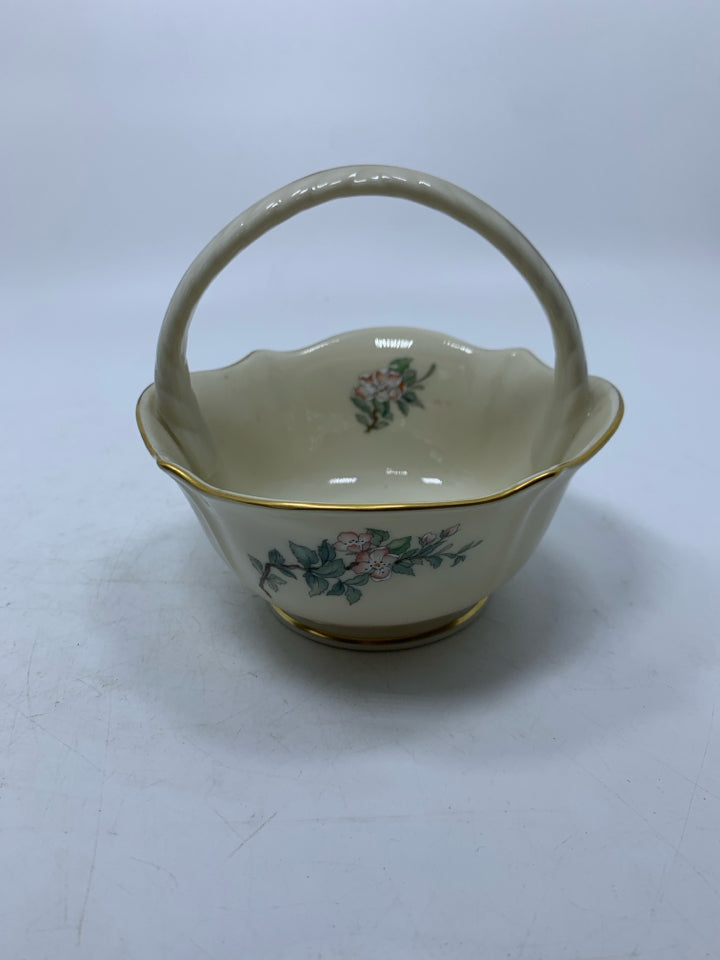 PORCELAIN BASKET W/ BIRD & FLOWERS SERENADE PATTERN.
