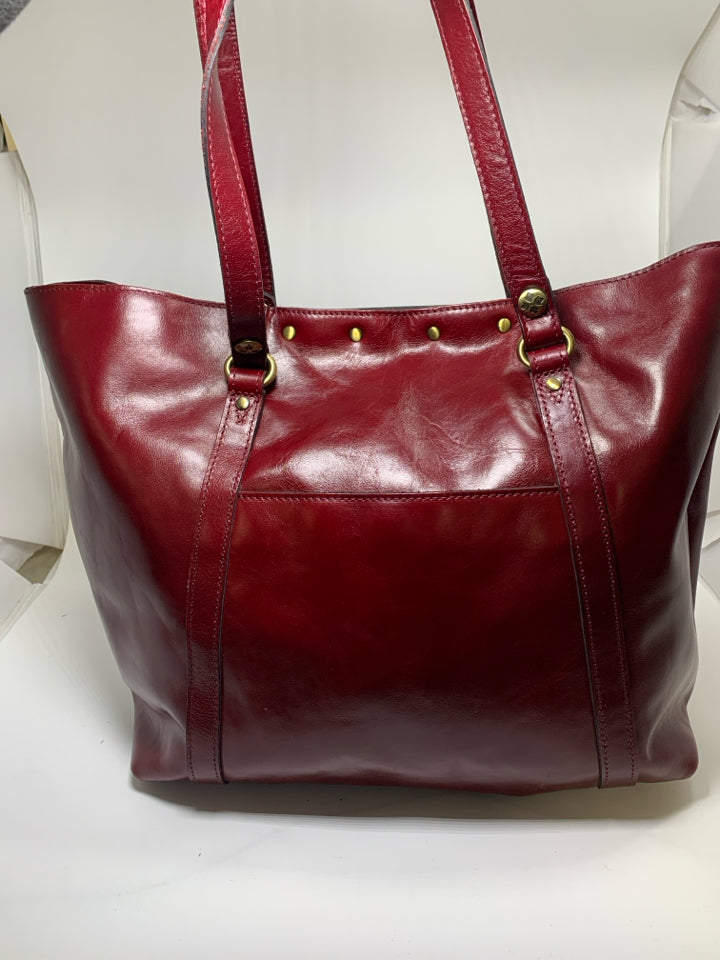 Patricia Nash Benvenuto Tote- Vintage Distressed Leather- Oxblood w/ Sleeper Bag