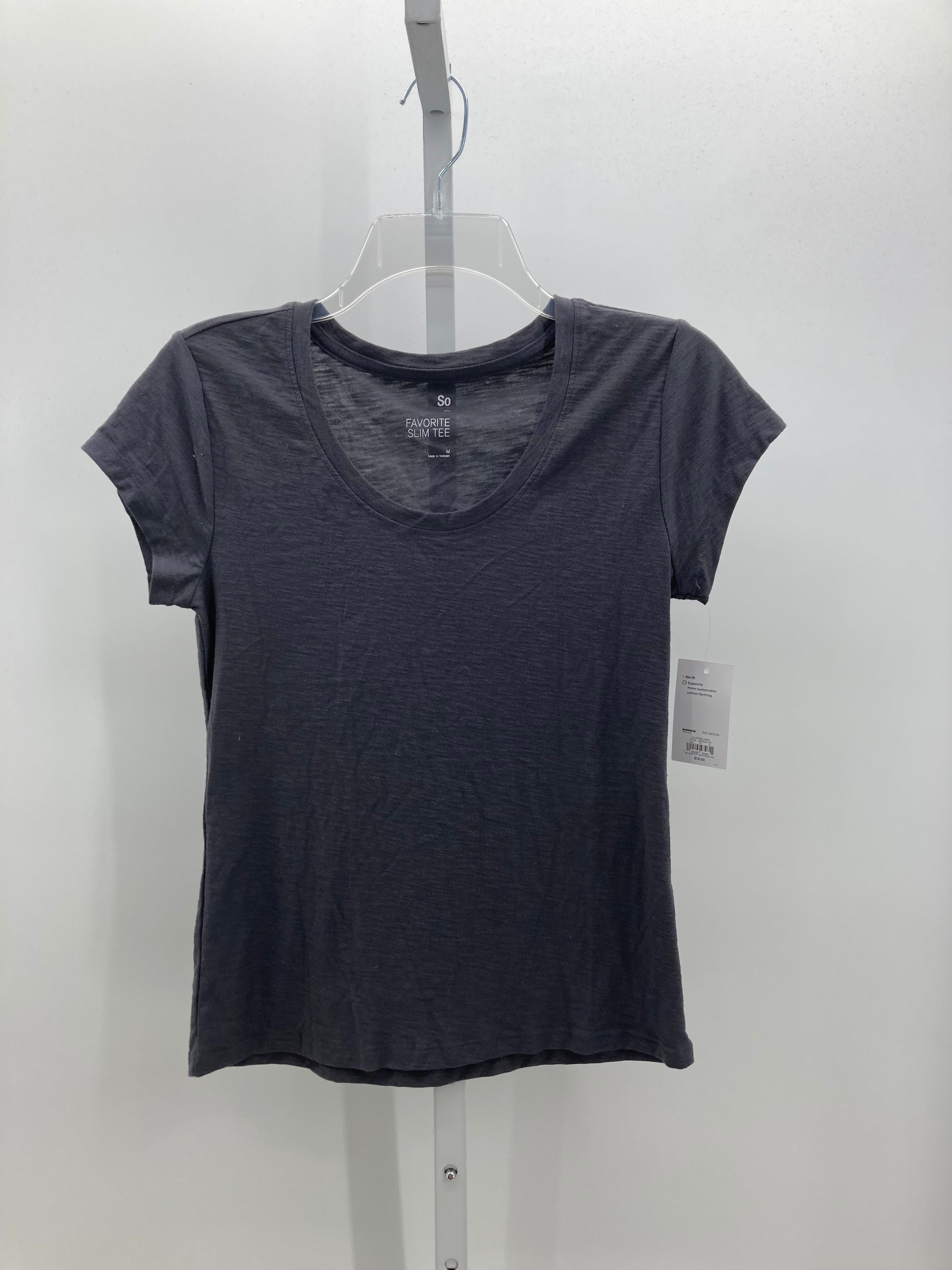 SO Size Medium Juniors Short Sleeve Shirt
