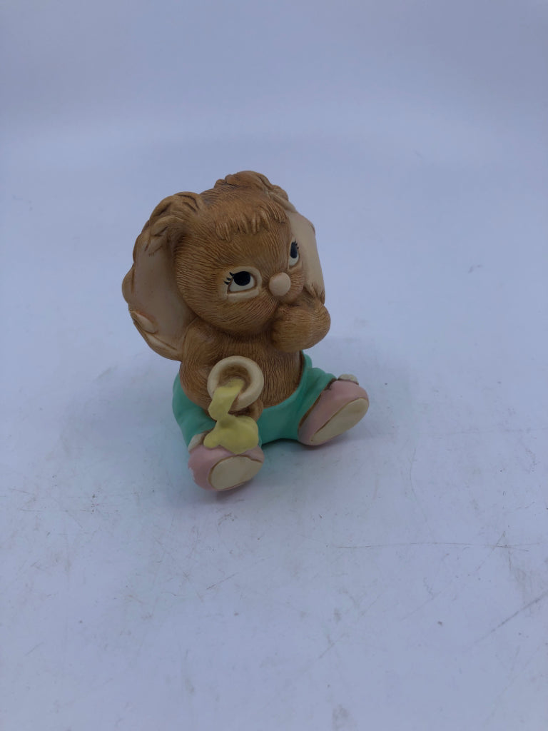 VTG PENDELFIN BUNNY VANILLA BUNNY W MELTED ICE CREAM.