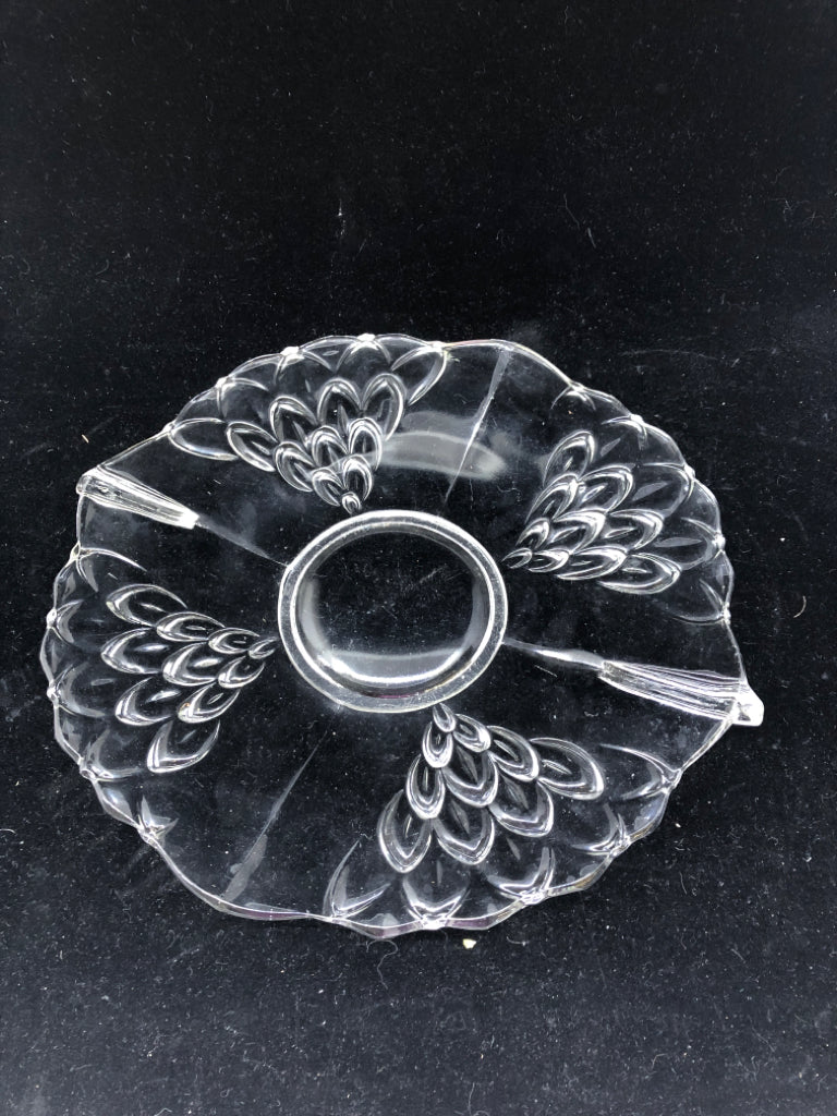 GLASS SERVING PLATE W SLIGHT FOOTING.