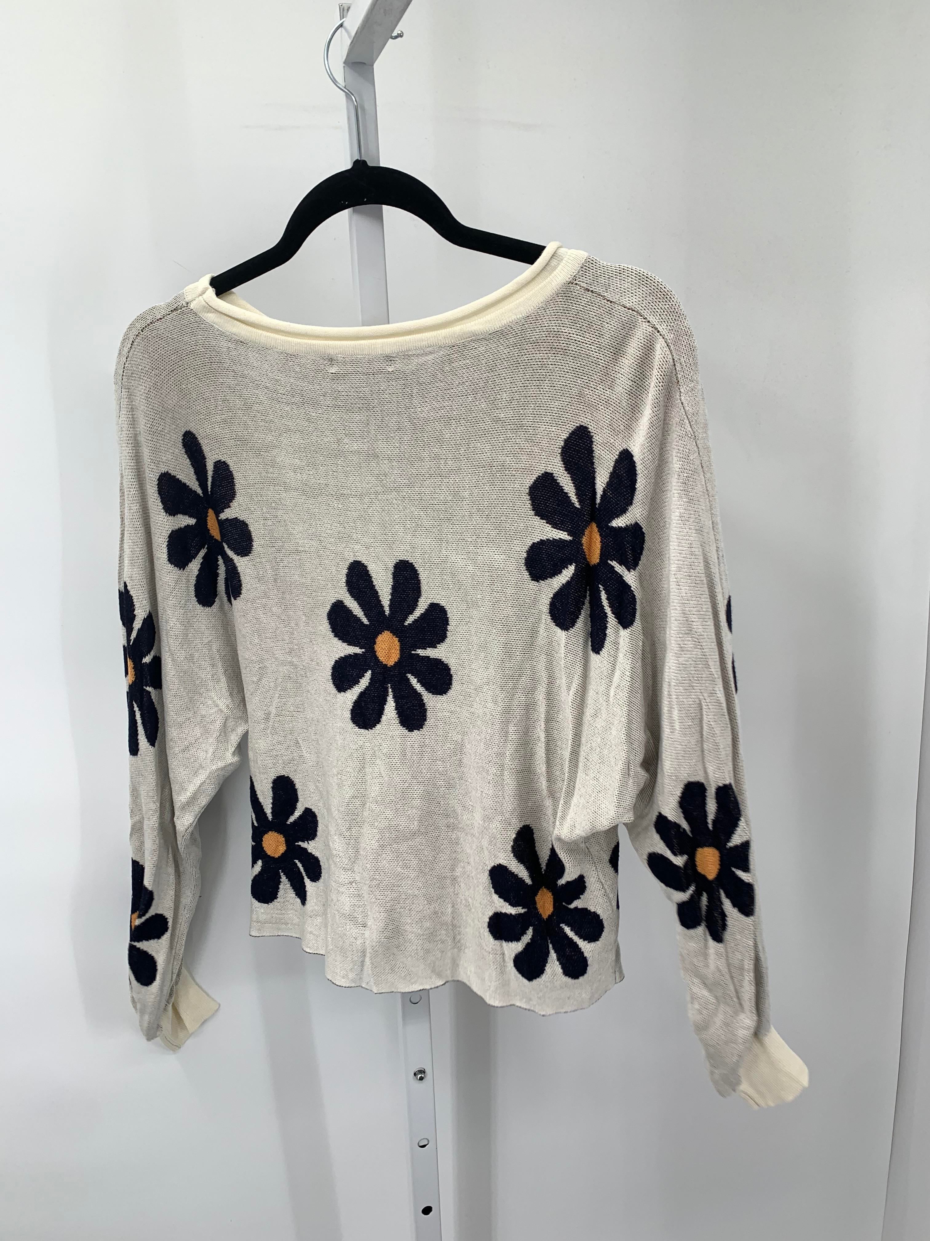 Size Medium Juniors Long Sleeve Sweater
