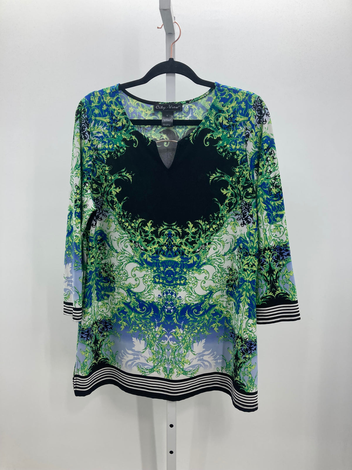 Size Large Misses 3/4 Sleeve Shirt