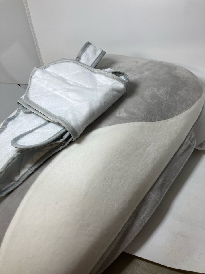 Babocush Newborn Comfort Cushion *Minor Marks