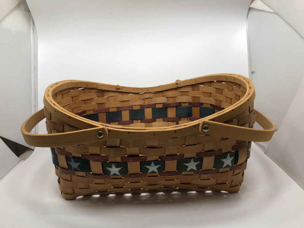 AMERICANA BASKET W/HANDLES.