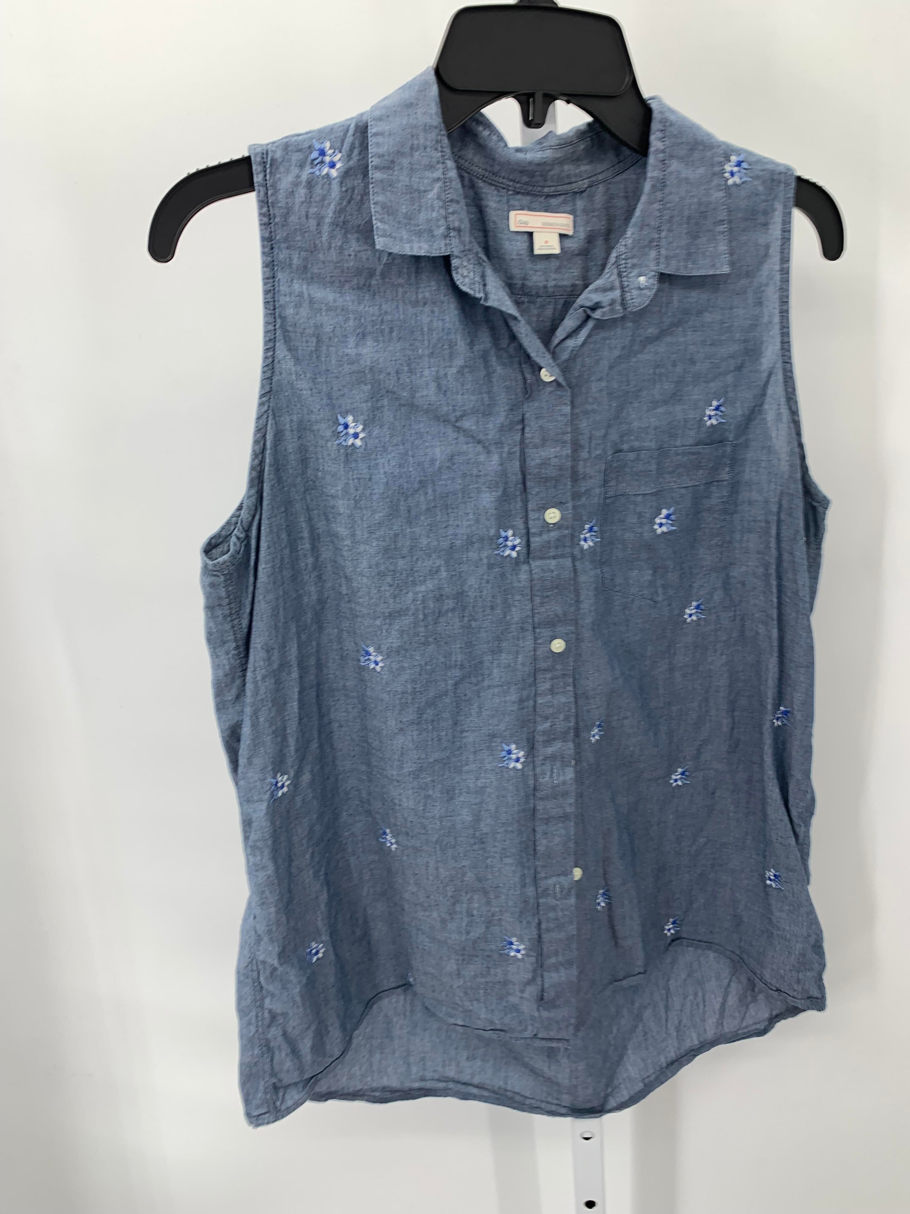 Gap Size Small Misses Sleeveless Shirt