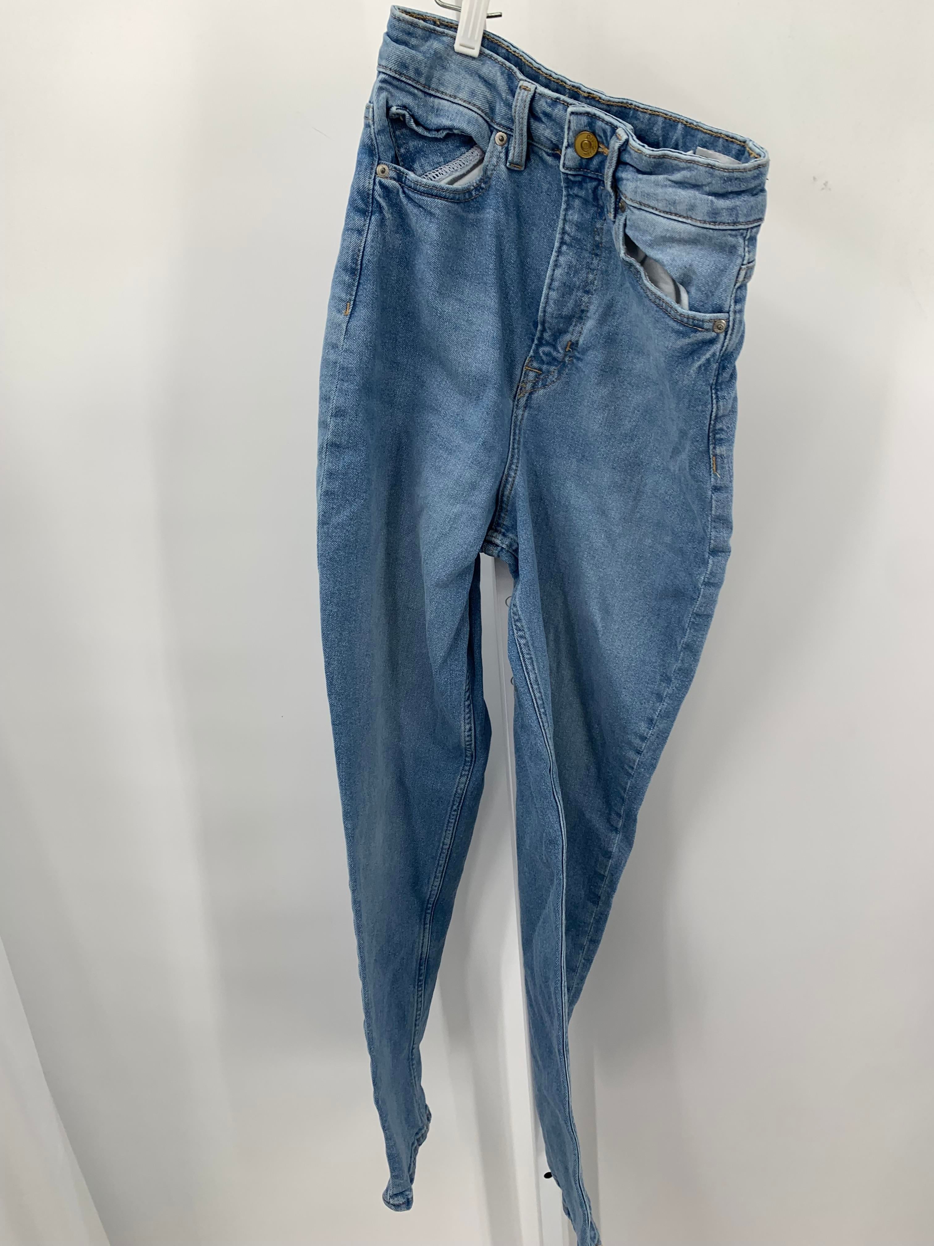 Divided Size 4 Juniors Jeans