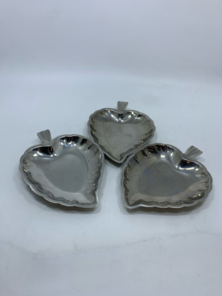 3 METAL LEAF SERVING DISHES.