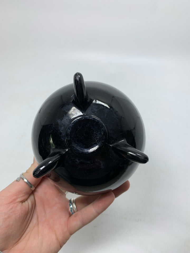 VTG 3 FOOTED BLACK GLASS BOWL.