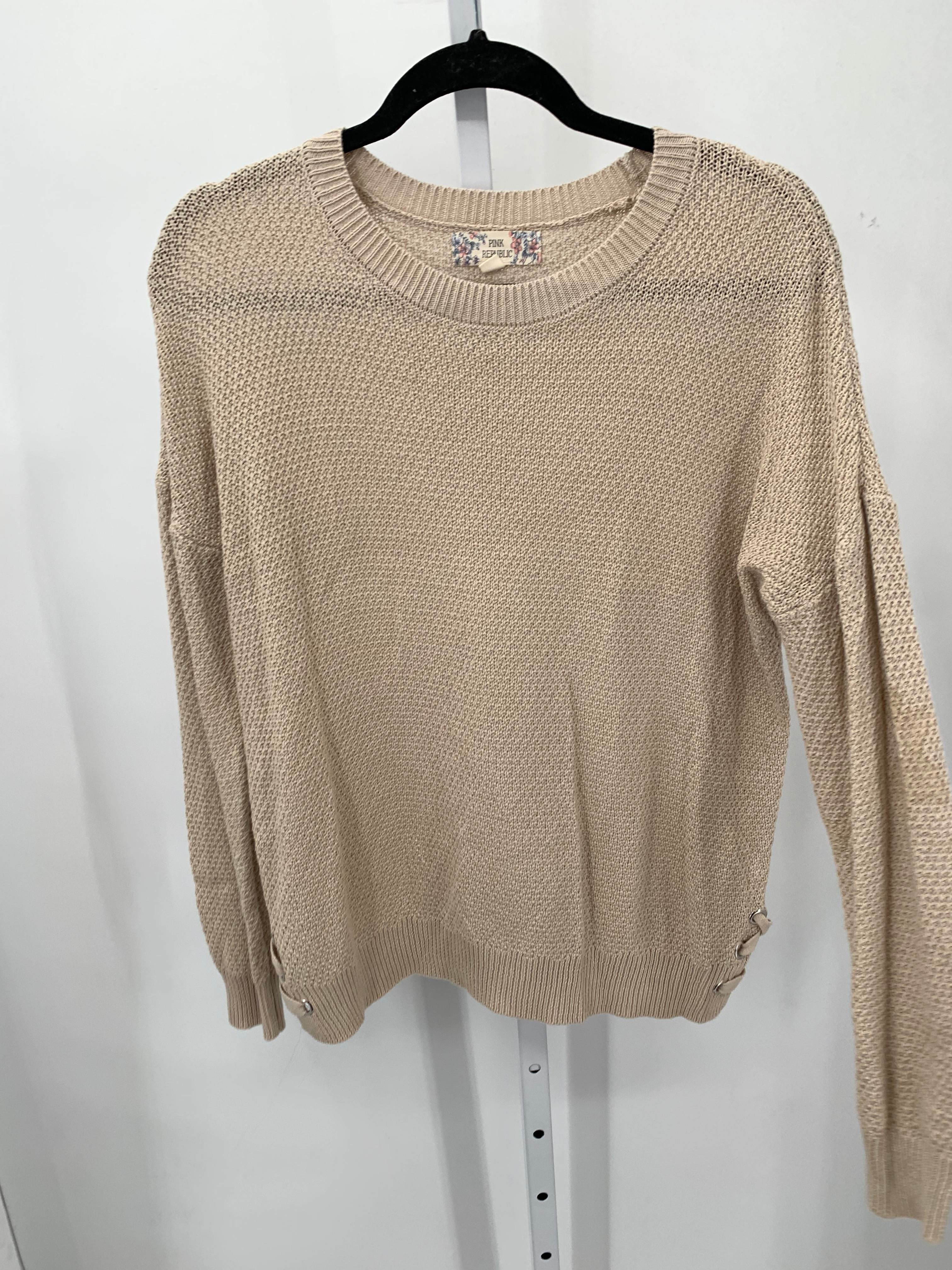 Pink Republic Size Large Juniors Long Sleeve Sweater