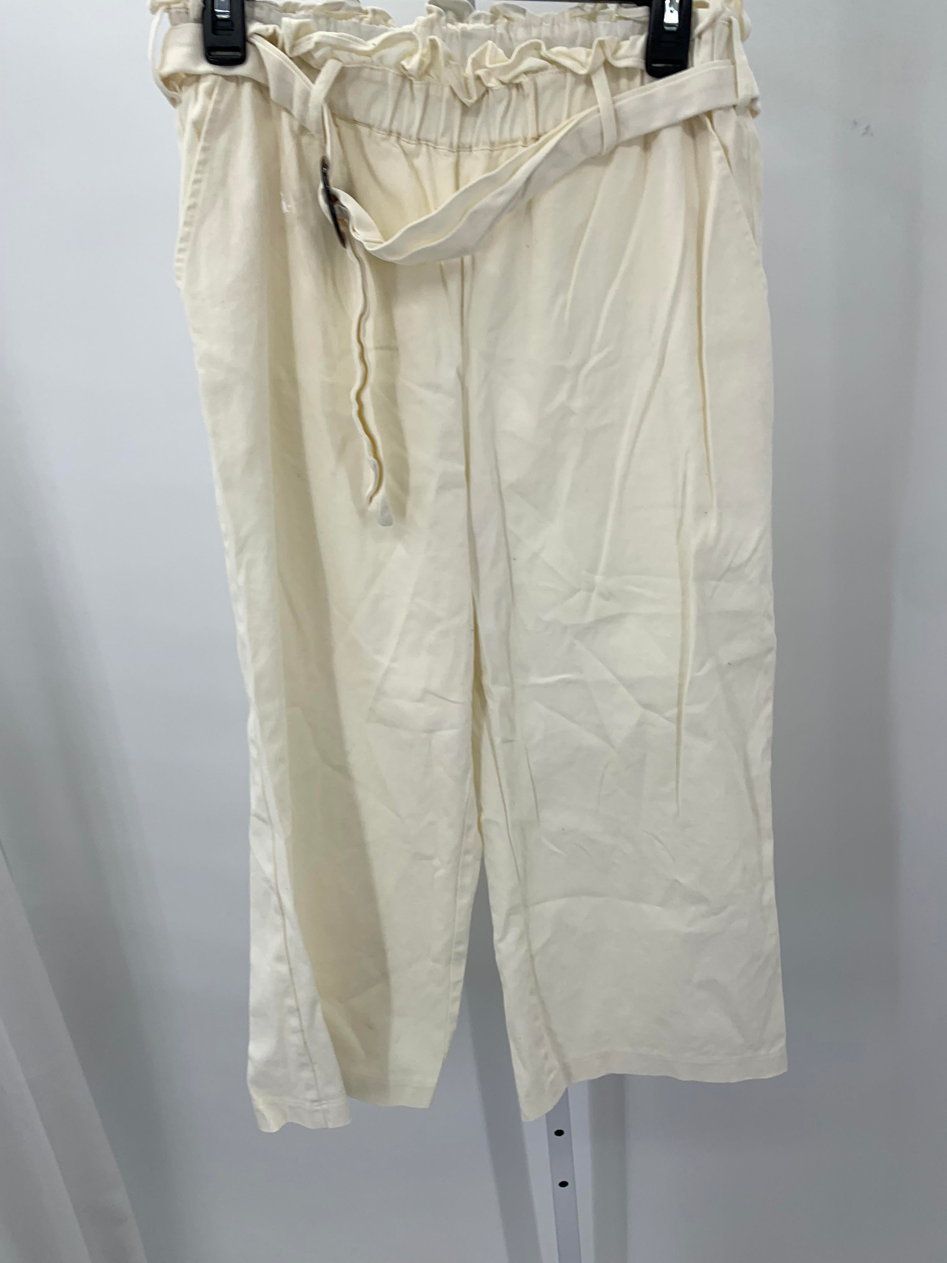Fever Size Medium Misses Capri Pants